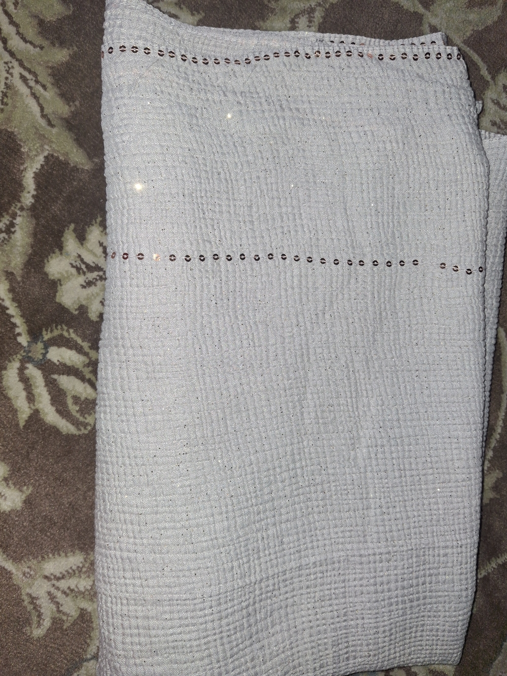 Brand New White Sequin Crinkle Cotton Scarf / Shawl – Lightweight & Airy ✨